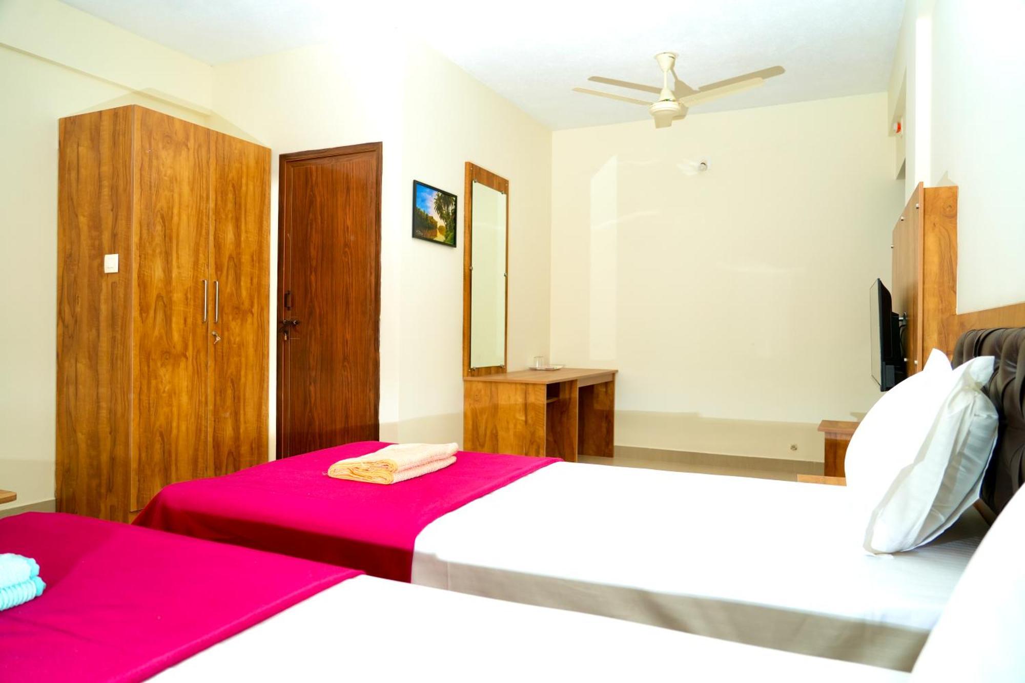 Shree Swarna Comforts Udupi Extérieur photo